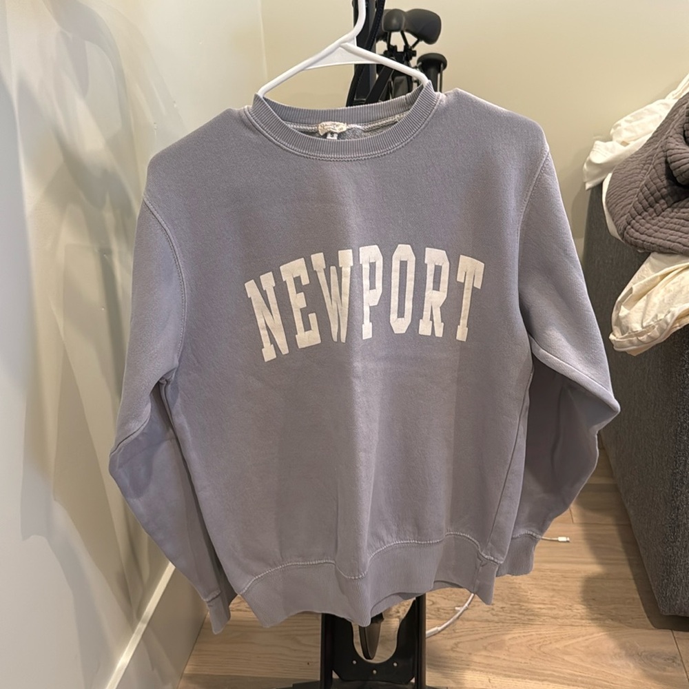 Brandy Melville John Galt Crewneck